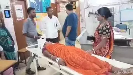 देवघर: देवपुर के धबाना गांव में ज़मीन विवाद में दो पक्षों के बीच मारपीट, दो महिलाएं गंभीर रूप से घायल