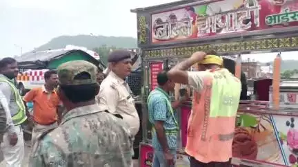 तोपचांची: NHAI द्वारा तोपचांची चौक में अतिक्रमण हटाओ अभियान चलाया गया