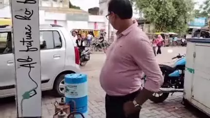 बालाघाट: खाद्य मंत्री के आदेश पर विभाग हरकत में, बालाघाट में खाद्य विभाग ने पेट्रोल पंपों की जांच शुरू की