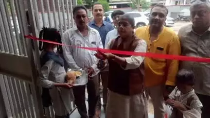 ગોધરા: બગીડોળ  પ્રાથમિક શાળા ખાતે શાળા પ્રવેશોત્સવ - કન્યા કેળવણી મહોત્સવ માં પૂર્વ જિલ્લા પંચાયત પ્રમુખ ઉપસ્થિત રહ્યા હતા