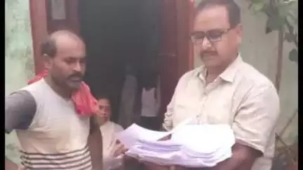 बिहार: बीएलओ घर-घर जाकर निर्वाचकों को दे रहे गणना प्रपत्र: जिला जनसंपर्क पदाधिकारी
