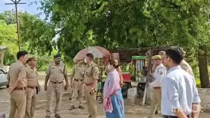 नजीबाबाद: जिलाधिकारी और पुलिस अधीक्षक, बिजनौर ने आगामी कांवड़ यात्रा के दृष्टिगत थाना नांगल कांवड़ मार्गों का किया निरीक्षण