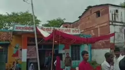 करौली: ससेडी में आयोजित शिविर में प्रधानमंत्री फसल बीमा योजना की जानकारी दी गई, किसानों से आवेदन करने की अपील