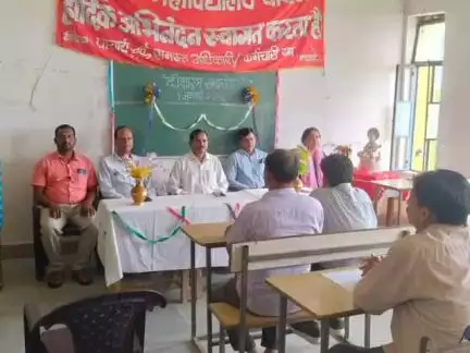 पोरसा: शासकीय महाविद्यालय पोरसा में दीक्षारंभ समारोह का आयोजन