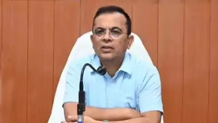 जांजगीर: जिला कलेक्ट्रेट कार्यालय में कलेक्टर ने राजस्व अधिकारियों की समीक्षा बैठक की, समयबद्ध और गुणवत्तापूर्ण निराकरण पर जोर