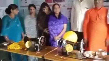 करेली: महिला सशक्तिकरण को लेकर सिलाई प्रशिक्षण केंद्र एवं ब्यूटी पार्लर का शुभारंभ, भाजपा नेता रहे उपस्थित