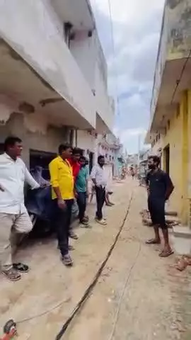 डुमरियागंज: बढ़नी चाफा नगर पंचायत अध्यक्ष ने वार्डों में भ्रमण कर जनता की समस्याओं को जाना और किया समाधान