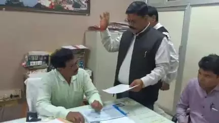 खंडवा नगर: खंडवा जिला अधिवक्ता संघ ने एडीएम से मुलाकात कर की एक खास मांग