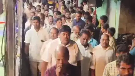 ପୋଲସରା: ଚିରିକିପଡା ଶାସନ ଗ୍ରାମରେ ସାମାଜିକ ନାଟକ "ଜନମ ନେଇଛି କାନ୍ଦିବା ପାଇଁ" ମଞ୍ଚସ୍ତ, ଉଦଘାଟିନ କଲେ ମନ୍ତ୍ରୀ ଗୋକୁଳାନନ୍ଦ ମଲ୍କିକ