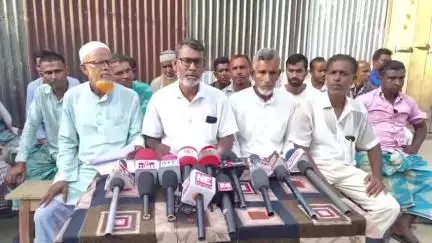 সৃজনগ্ৰাম: ৩ নং ডুবাচুৰী প্ৰথম খণ্ডৰ পঞ্চায়ত সদস্যা আকলিমা খাতুনৰ বিৰুদ্ধে ভুল তথ্য দিয়া অভিযোগ, ডুবাচুৰীত স্থানীয় লোকৰ সংবাদমেল