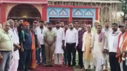 भारतीय जनता पार्टी के बूथ सशक्तिकरण अभियान को लेकर बेनीपुर दुर्गा मंदिर परिसर में की गई बैठक