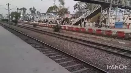 मनिया: रेलवे ट्रैक पर मिला एक व्यक्ति का शव, पहचान नहीं हो पाई
