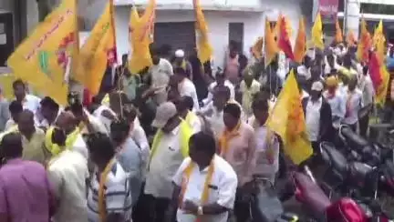 గొల్లప్రోలు: సు పరిపాలన తొలి అడుగు కార్యక్రమంలో రాష్ట్ర అధికార ప్రతినిధి మాజీ ఎమ్మెల్యే వర్మ.