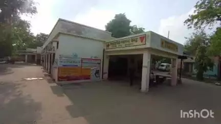 शिकारपुर: शिकारपुर नगर स्थित सीएचसी में डॉक्टर का मरीज पर गुस्सा फूटा