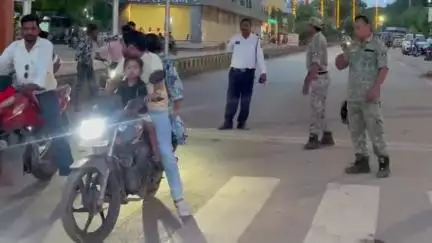 कवर्धा: कवर्धा शहर में विशेष यातायात अभियान के तहत नियम उल्लंघन पर पुलिस की सख्त कार्रवाई