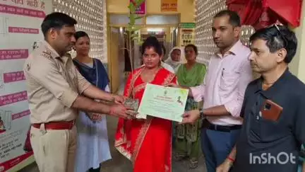 भोगांव: भोगांव समुदाय स्वास्थ्य केंद्र पर वृक्षारोपण कर एक पौधा मां के नाम किया गया