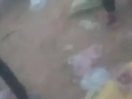 Barti kalan bajar me suair ka mas mara huaa 


bhecha ja rha rha hai