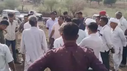 तिंवरी: मालूंगा में खनन स्वीकृति का विरोध, आबादी के पास खदान से स्वास्थ्य और जल स्रोतों को खतरा, ग्रामीणों ने चेतावनी दी
