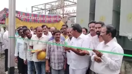 నియోజకవర్గం లో విద్యుత్ సరఫరాకు అంతరాయం లేకుండా రూ.4.32 కోట్లతో ట్రాన్స్ఫార్మర్లు ఏర్పాటు: ఈతకోట లో ఎమ్మెల్యే బండారు