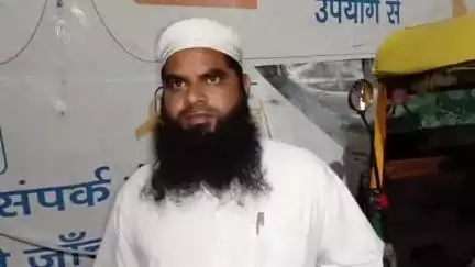 सीतापुर: मिर्जाही टोला में घर के बाहर खड़ी मोटरसाइकिल हुई चोरी, पुलिस से की गई शिकायत