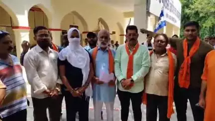 मुज़फ्फरनगर: हिन्दू लड़कों को निशाना बना रहा किन्नर गैंग, लिंग परिवर्तन कर किया धर्मांतरण, किन्नर बने युवक ने सुनाई अपनी पीड़ा