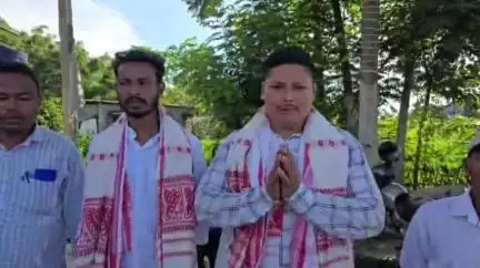 তিনিচুকীয়া: মাকুম সমষ্টিৰ ইটাখুলি উন্নয়ন খণ্ডৰ কাৰ্যালয়ত লাংকাছি গাঁও পঞ্চায়ত গঠন