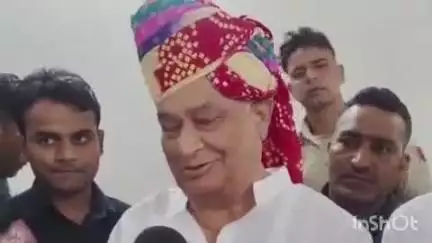 सिरोही: केबिनेट मंत्री डॉ किरोड़ीलाल मीणा का सिरोही दौरा, सर्किट हाउस में की गई प्रेस वार्ता