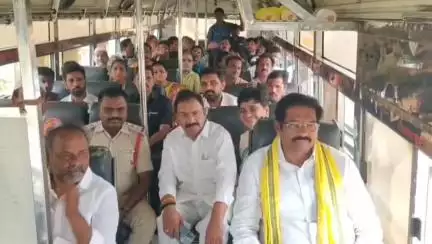 తొలి ఏకాదశి పండుగను పురస్కరించుకొని కొండ పనులను పరిశీలించిన ప్రభుత్వ చీఫ్ విప్ జీవి ఆంజనేయులు