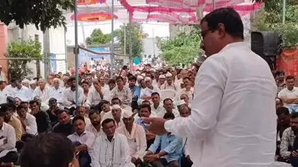 जाफराबाद: निमखेडा येथे पार पडली परिसरातील ऊस उत्पादक शेतकऱ्यांसाठी एआय तंत्रज्ञानाची माहिती चर्चासत्र