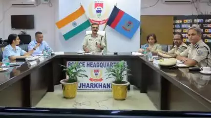 श्री अनुराग गुप्ता, पुलिस महानिदेशक, झारखंड ने आगामी त्योहार "मुहर्रम"  के मद्देनज़र की समीक्षा बैठक