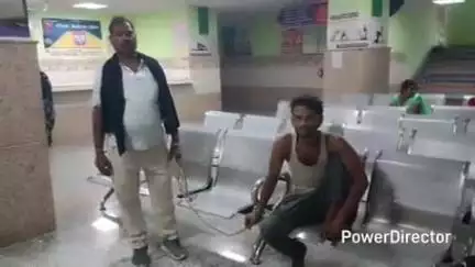 तेघरा: तेघड़ा एनएच 28 पर 2 दिन पहले हुई मोटरसाइकिल चोरी की घटना में मोटरसाइकिल के साथ एक युवक गिरफ्तार