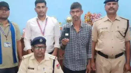डेहरी: रेलवे सुरक्षा बल पोस्ट डेहरी ऑन सोन ने एक मोबाइल चोर को गिरफ्तार किया, आरपीएफ की सफल कार्रवाई