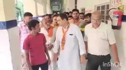 बाड़ी: बाड़ी में भाजपा कार्यकर्ताओं ने प्रदेश अध्यक्ष मदन राठौड़ का जन्मदिन मनाया