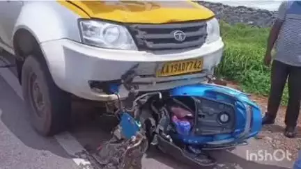 ಬೈಂದೂರು: ಮರವಂತೆ ಬಸ್ ನಿಲ್ದಾಣದ ಸಮೀಪ ಪಿಕಪ್ ವಾಹನ ಡಿಕ್ಕಿ ಹೊಡೆದು ಸ್ಕೂಟರ್ ಸವಾರ ಸಾವು