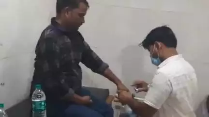 मुरैना नगर: महाराजपुरा रोड पर बिजली घर के पास परचून दुकानदार ने खाया सल्फास, गंभीर हालत में ग्वालियर रेफर