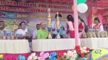 আলিপুরদুয়ার ২: শামুকতলায় ৬৪ তম ইন্টার স্কুল কি সুব্রত কাপ শুরু হলো বিশিষ্ট ব্যক্তিদের উপস্থিতিতে