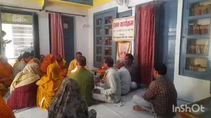 डीग: श्री हिंदी पुस्तकालय समिति डीग में कवि कीर्ति शेष गोपाल प्रसाद मुदगल का जन्म जयंती समारोह मनाया गया