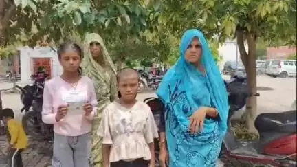 हमीरपुर: उरदना में अभिभावक ने इंचार्ज प्रधानाध्यापक पर गंभीर आरोप लगाकर एसडीएम से की शिकायत, छात्र की पढ़ाई अधर में लटकी