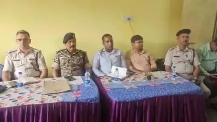 गिरिडीह: मुहर्रम को लेकर नगर थाना में शांति समिति की बैठक आयोजित की गई