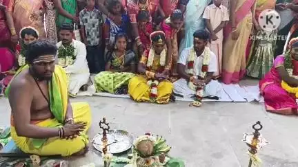 ஆம்பூர்: கிருஷ்ணாபுரம் சீனிவாச பெருமாள் ஆலயத்தில் அறநிலையத்துறை சார்பில் 3 ஜோடிகளுக்கு திருமணம்- MLA வில்வநாதன் பங்கேற்பு
