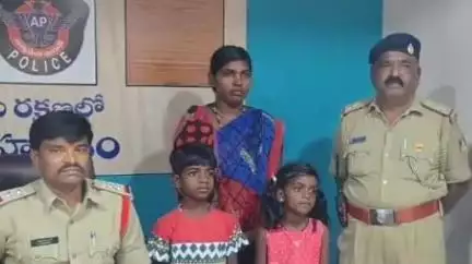 మంత్రాలయం: మంత్రాలయానికి వచ్చిన శివమ్మను గుర్తించి రాయచూరు పోలీసులకు అప్పగించిన మంత్రాలయం పోలీసులు