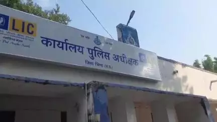 मिहोना: कोच पुलिया के पास अवैध शराब के साथ एक आरोपी गिरफ्तार