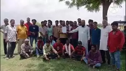 डीडवाना: ई-रिक्शा संचालकों ने ऑटो चालकों की तानाशाही के खिलाफ जिला कलेक्टर को ज्ञापन दिया, चेकिंग अभियान की मांग की
