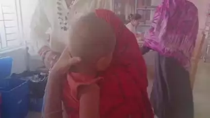 গাজোল: মাসিমপুর গ্রামে ভাতের ফ্যানে পড়ে গিয়ে দগ্ধ শিশু, নিয়ে যাওয়া হল হাসপাতালে