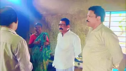 దుర్వేసి గ్రామ ప్రాథమిక పాఠశాలలో డొక్కా సీతమ్మ భోజన పథకాన్ని పరిశీలించిన నియోజకవర్గ బీసీ సెల్ అధ్యక్షుడు కృష్ణ యాదవ్