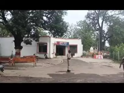 विजयराघवगढ़: विजयराघवगढ़ के वार्ड 3 में एक महिला ने दूसरी के साथ की मारपीट, थाने में एफआईआर दर्ज