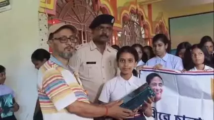 শীতলকুচি: শীতলকুচি গোপীনাথ উচ্চ বিদ্যালয়ে শীতলকুচি থানার উদ্যোগে বসে আঁকো প্রতিযোগিতা অনুষ্ঠিত হলো