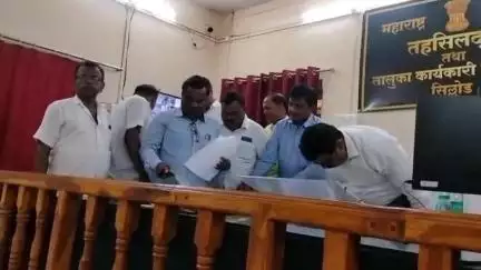 सिल्लोड: उंडणगाव येथे ग्रामपंचायत पाणीपुरवठा करणाऱ्या विहिरीसाठी रस्ता त्या सिल्लोड तहसीलदार यांना निवेदन