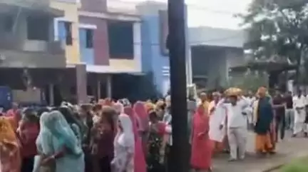 देपालपुर: बेटमा के मेथवाडा में सात दिवसीय कथा संपन्न, महाआरती के बाद निकला जुलूस