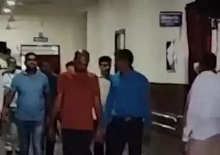 रायपुर: रा. सरकार मेडिकल कॉलेज को मान्यता दिलाने के लिए जाँच टीम ने 55 लाख रुपये की रिश्वत ली, CBI ने 6 आरोपियों को गिरफ्तार